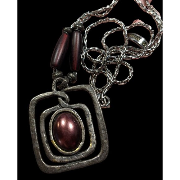 Brutalist Abstract Silver Tone Pendant Necklace With Burgundy Metallic Accents - Picture 3 of 8